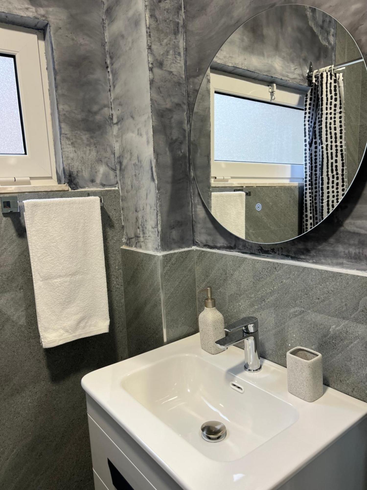 Boho Cane Apartment Тирана Экстерьер фото